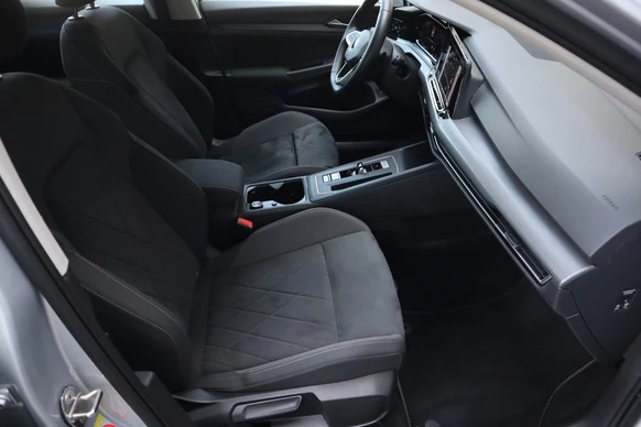 Volkswagen Golf - Afbeelding 14 van 30
