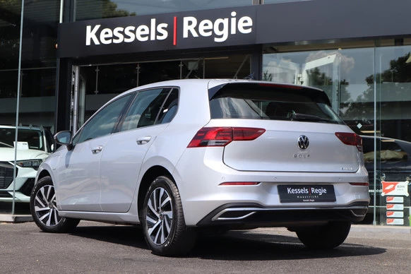 Volkswagen Golf - Afbeelding 21 van 30