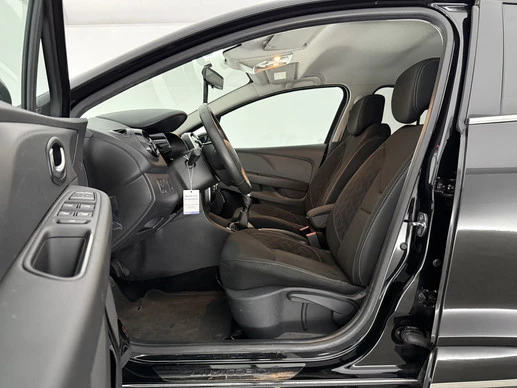 Renault Clio - Afbeelding 24 van 30