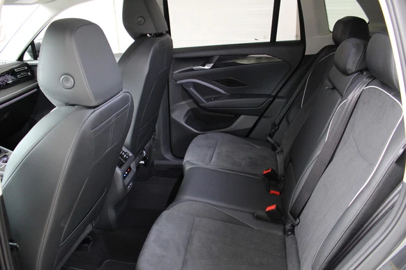 Volkswagen Tiguan - Afbeelding 13 van 27