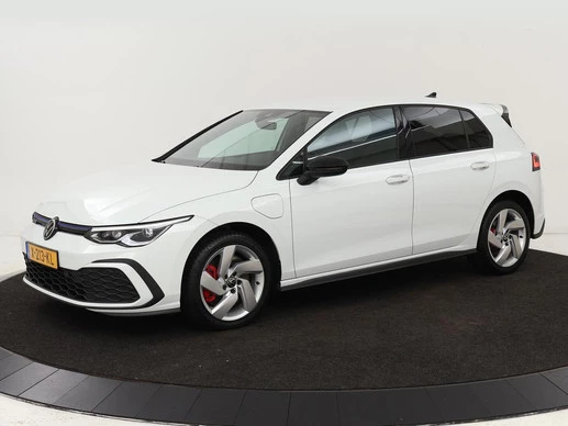 Volkswagen Golf - Afbeelding 1 van 30