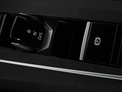 Volkswagen Golf - Afbeelding 17 van 30