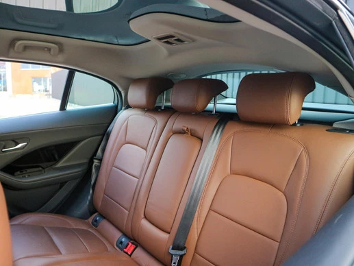 Jaguar I-PACE - Afbeelding 22 van 24