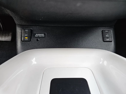 Toyota Prius - Afbeelding 24 van 29