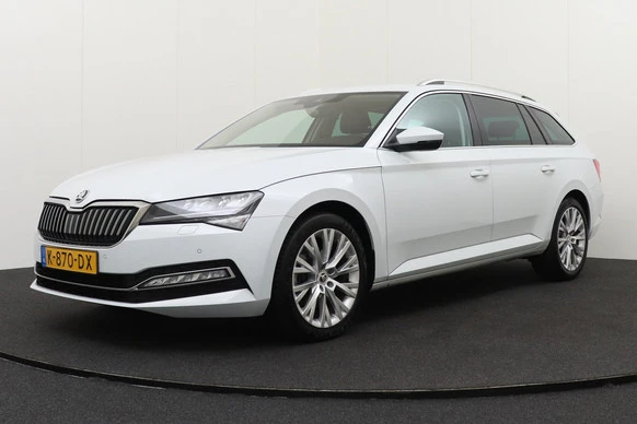 Škoda Superb - Afbeelding 1 van 30