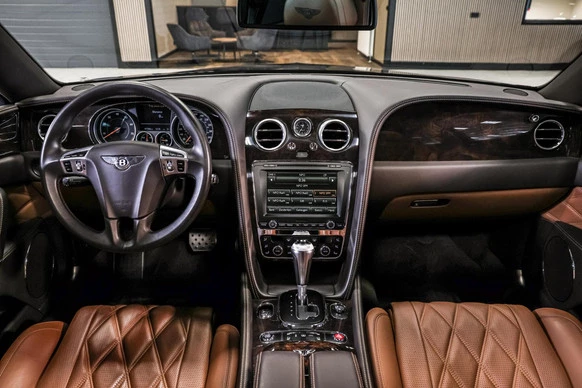 Bentley Flying Spur - Afbeelding 2 van 30