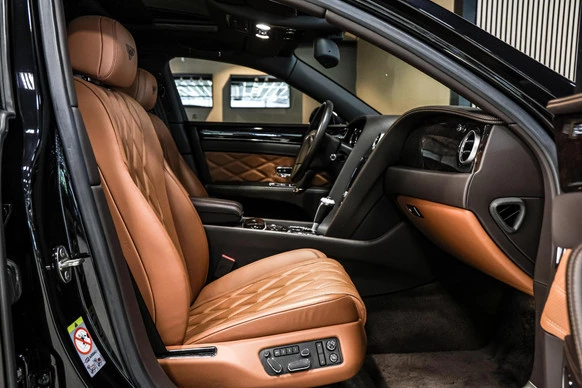 Bentley Flying Spur - Afbeelding 21 van 30