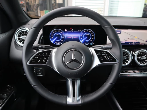 Mercedes-Benz EQB - Afbeelding 15 van 30