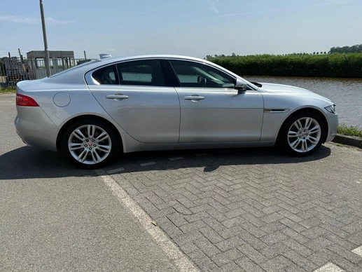 Jaguar XE - Afbeelding 9 van 30
