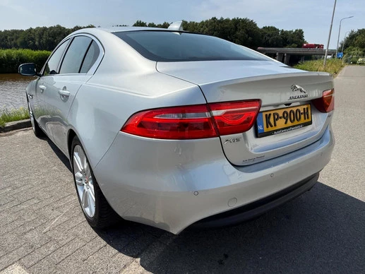 Jaguar XE - Afbeelding 12 van 30