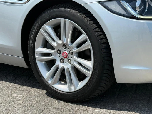 Jaguar XE - Afbeelding 29 van 30