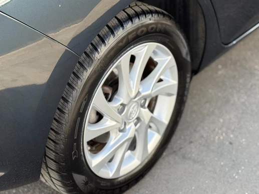 Toyota Auris - Afbeelding 10 van 30
