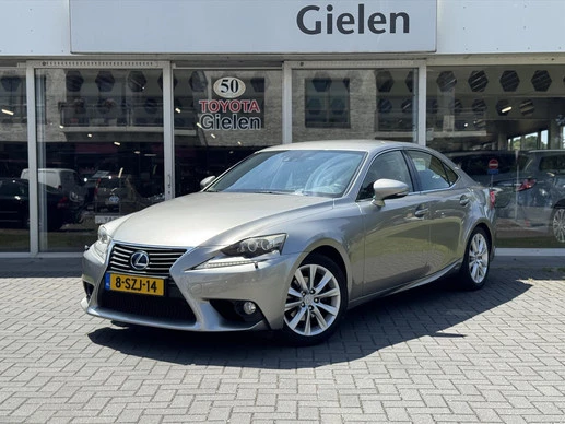 Lexus IS - Afbeelding 1 van 30