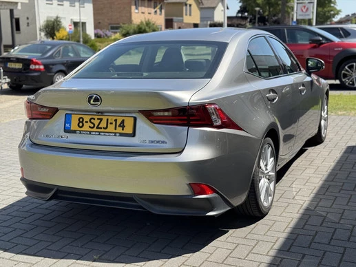 Lexus IS - Afbeelding 4 van 30