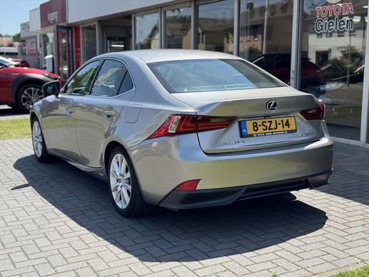 Lexus IS - Afbeelding 5 van 30