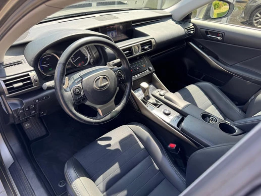 Lexus IS - Afbeelding 14 van 30