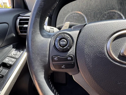 Lexus IS - Afbeelding 17 van 30