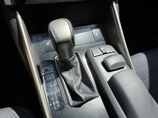 Lexus IS - Afbeelding 28 van 30