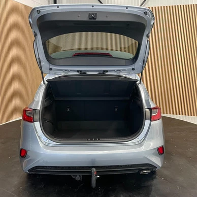 Kia Ceed - Afbeelding 8 van 30