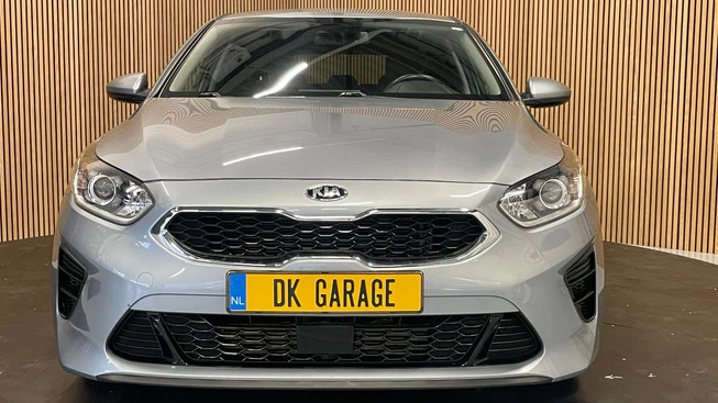 Kia Ceed - Afbeelding 11 van 30