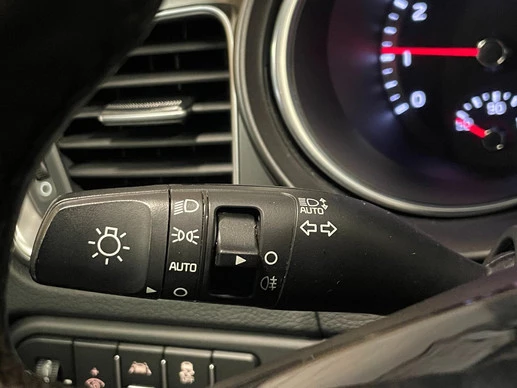 Kia Ceed - Afbeelding 19 van 30