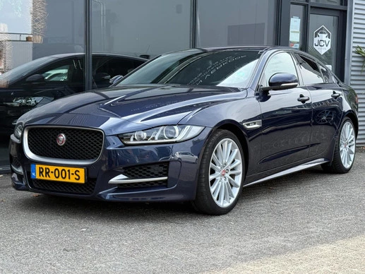Jaguar XE - Afbeelding 1 van 25