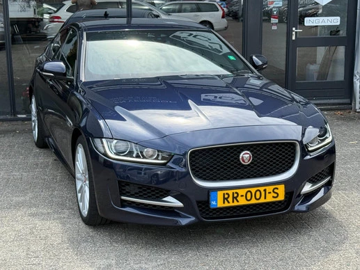Jaguar XE - Afbeelding 10 van 25
