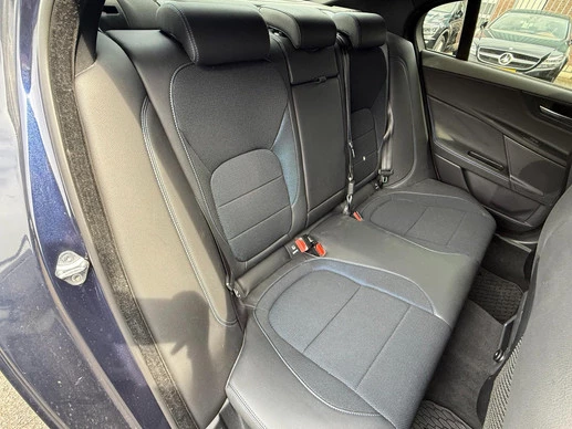 Jaguar XE - Afbeelding 14 van 25