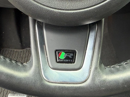 Jaguar XE - Afbeelding 16 van 25