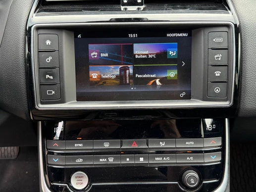 Jaguar XE - Afbeelding 17 van 25