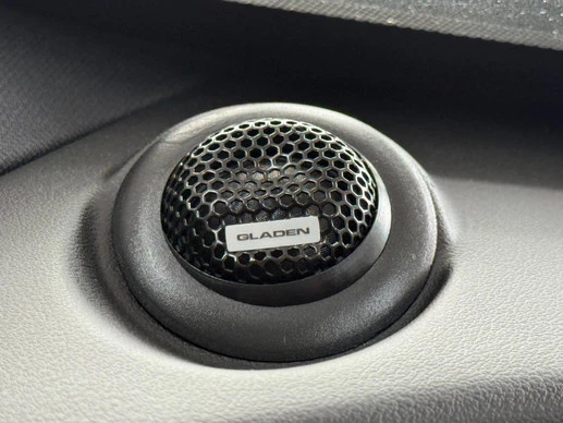 Jaguar XE - Afbeelding 24 van 25