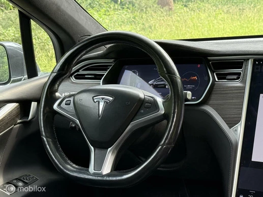 Tesla Model X - Afbeelding 9 van 23
