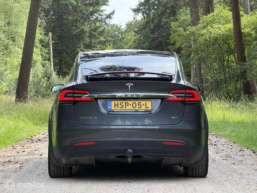 Tesla Model X - Afbeelding 10 van 23