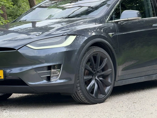 Tesla Model X - Afbeelding 22 van 23
