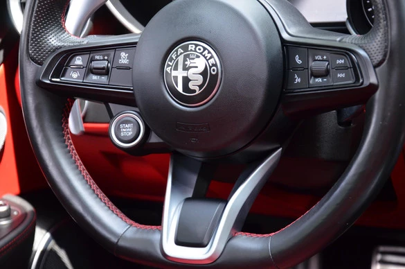 Alfa Romeo Giulia - Afbeelding 11 van 30