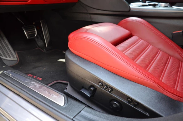 Alfa Romeo Giulia - Afbeelding 27 van 30