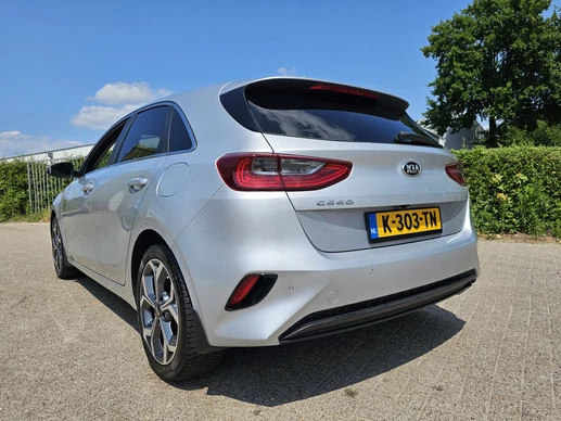 Kia Ceed - Afbeelding 9 van 26