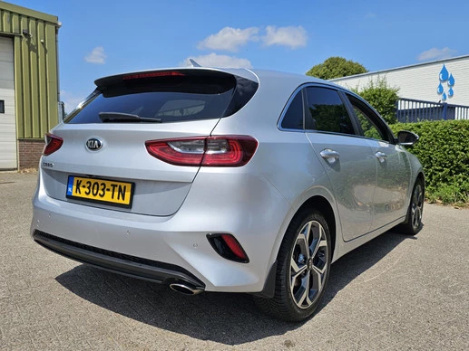 Kia Ceed - Afbeelding 11 van 26