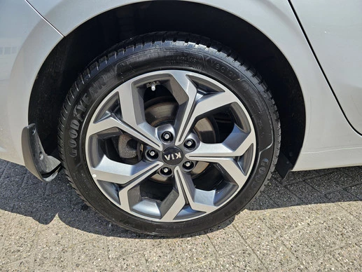 Kia Ceed - Afbeelding 12 van 26