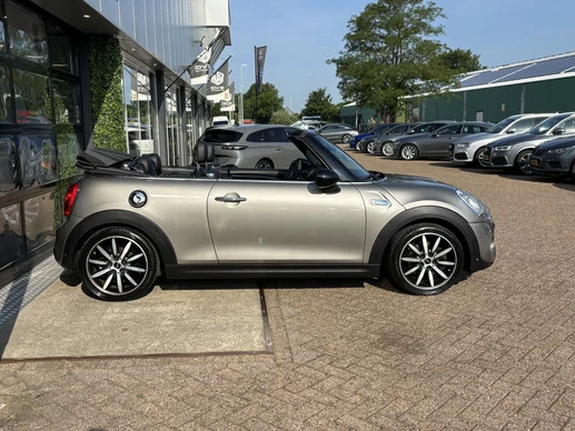 MINI Cooper S Cabrio - Afbeelding 7 van 30