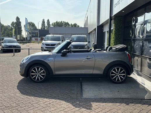 MINI Cooper S Cabrio - Afbeelding 8 van 30