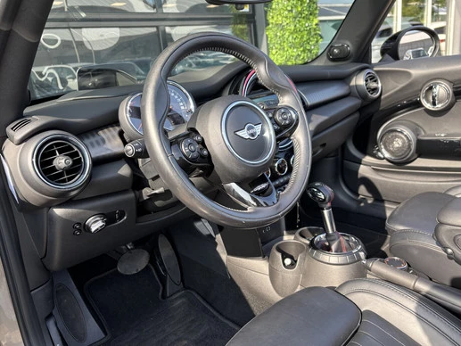 MINI Cooper S Cabrio - Afbeelding 17 van 30