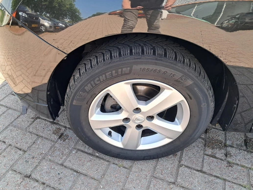 Dacia Logan - Afbeelding 7 van 23