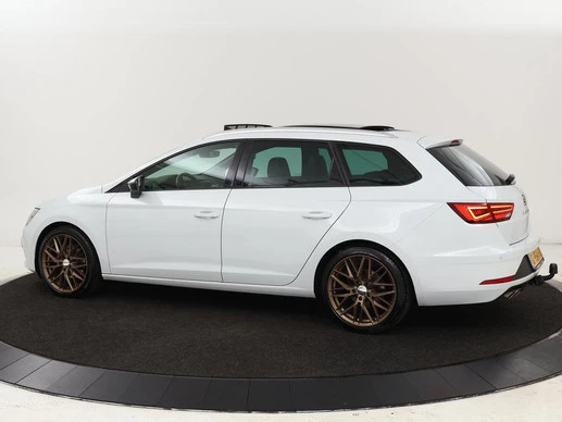 SEAT Leon - Afbeelding 2 van 30