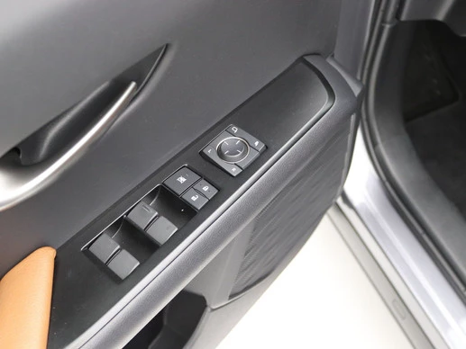 Lexus UX - Afbeelding 25 van 30