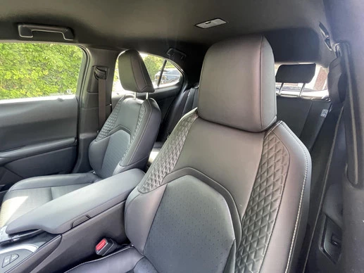Lexus UX - Afbeelding 8 van 30