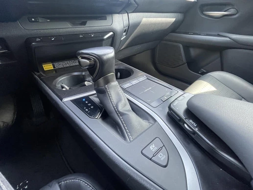 Lexus UX - Afbeelding 13 van 30