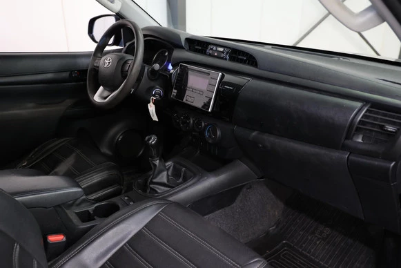 Toyota Hilux - Afbeelding 11 van 24