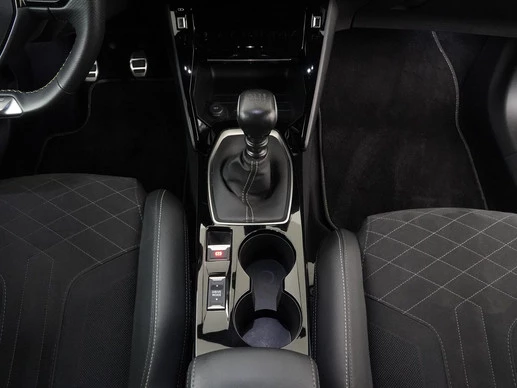 Peugeot 2008 - Afbeelding 11 van 30