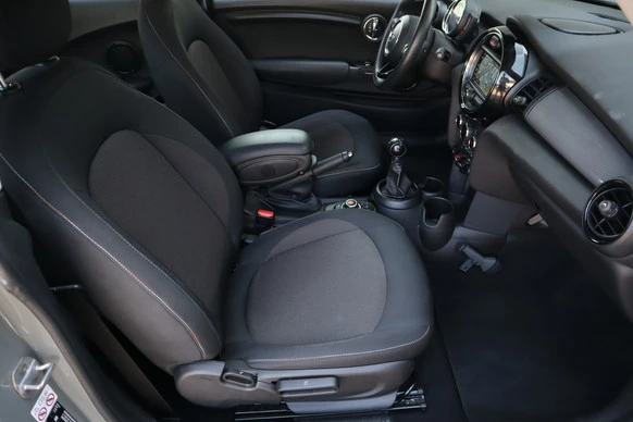 MINI Cooper - Afbeelding 14 van 30